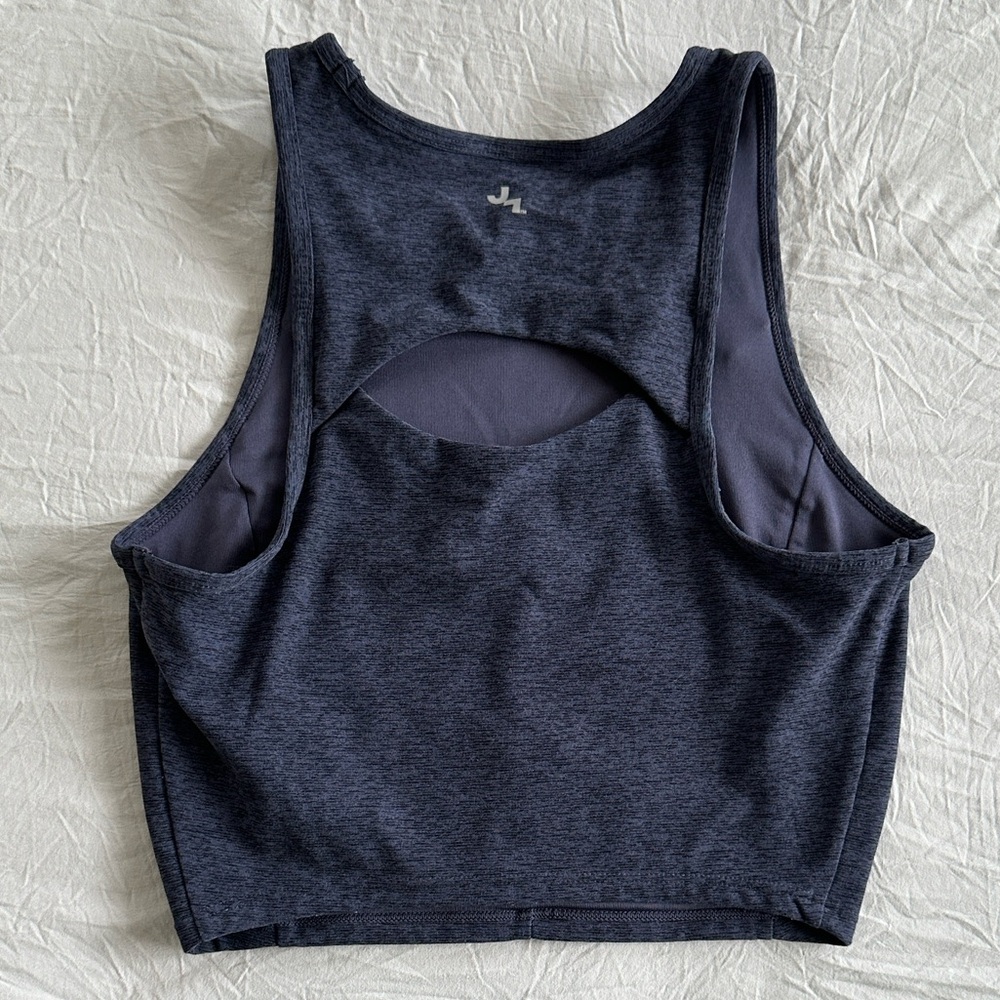 JoyLab Cropped Cut Out Tank Top - Picture 2 of 8